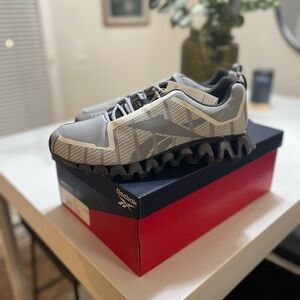 Size 12 - Reebok Men’s Zigwild TR 6 Running Shoes Brand New w/ box